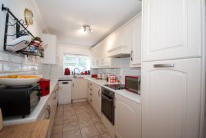 Kitchen- click for photo gallery